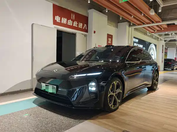 NIO ET5T 2025