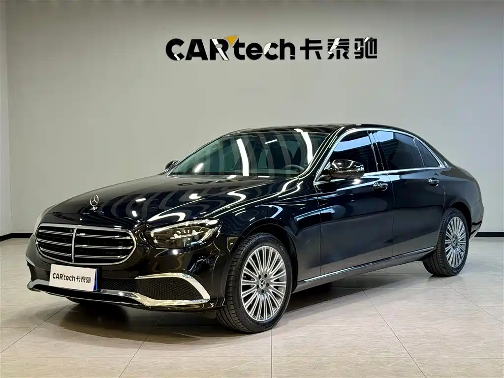 Mercedes-Benz E-Class 2022 — фото 1