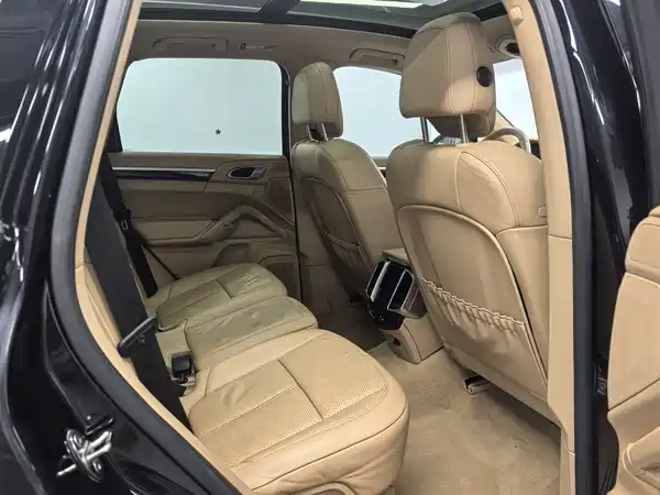 Porsche Cayenne 2013