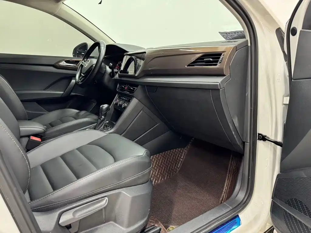 Volkswagen Tharu 2022
