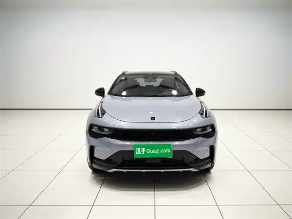 Lynk & Co 01 2023