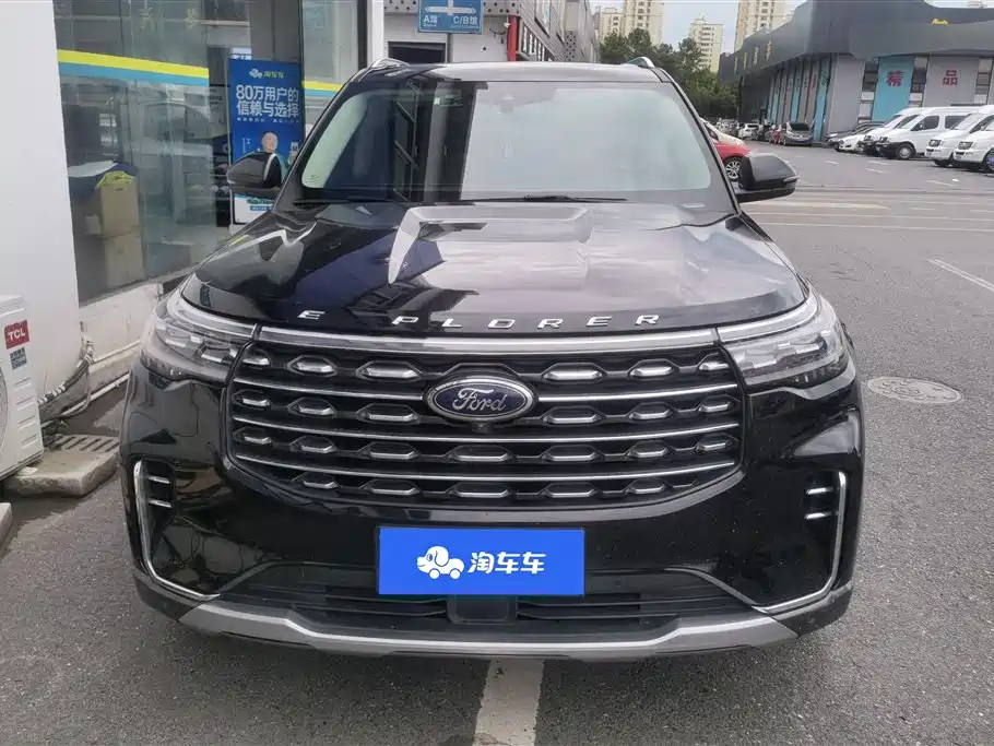 Ford Explorer 2024