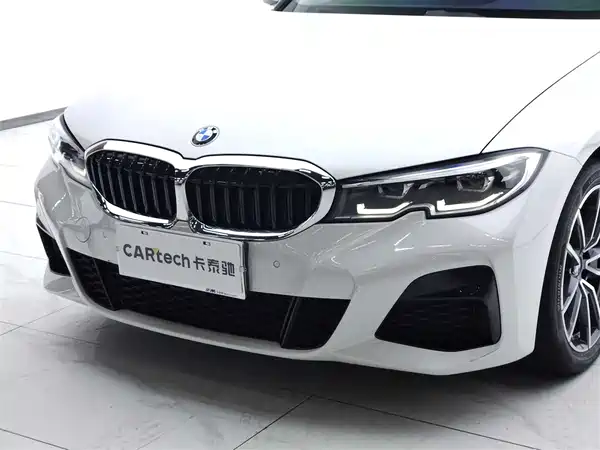 BMW 3 Series 2021