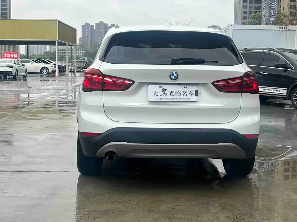 BMW X1 2017 — фото 6