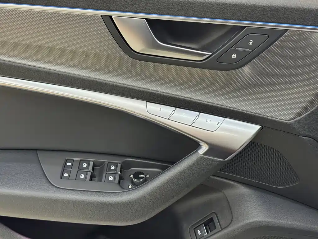 Audi A6L 2021 — фото 18