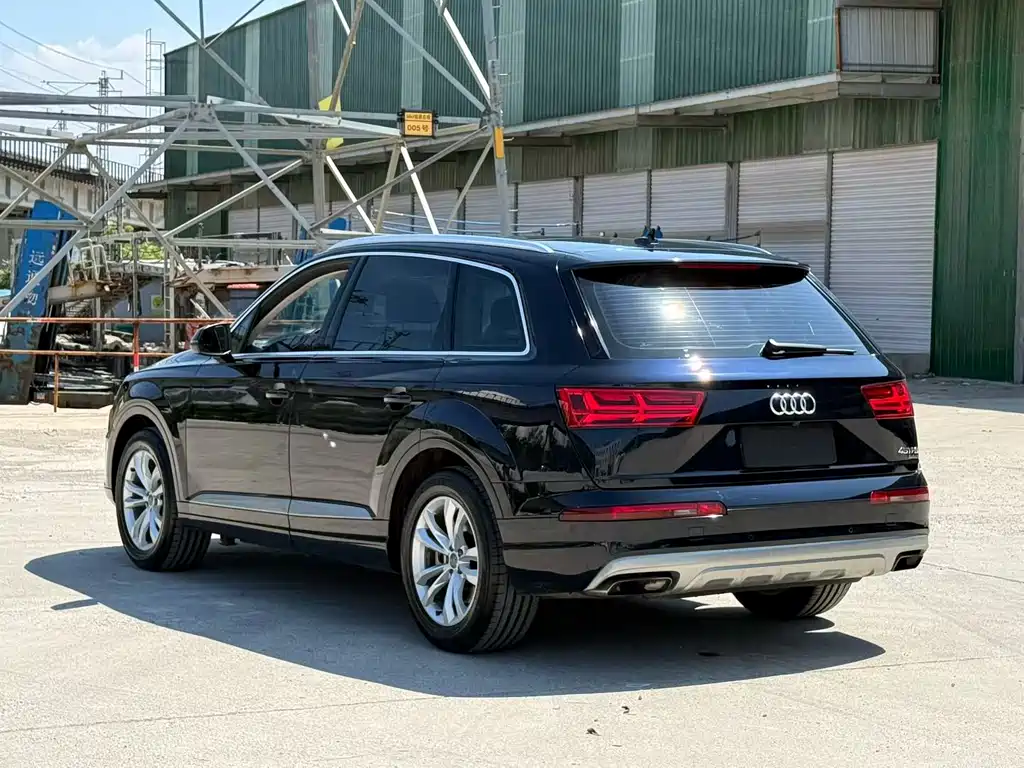 Audi Q7 2016