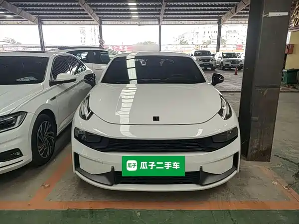 Lynk & Co 03 2020