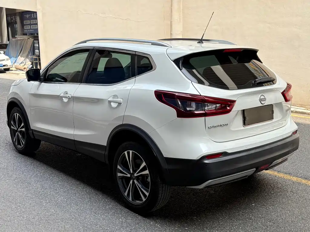 Nissan Qashqai 2023 — фото 6