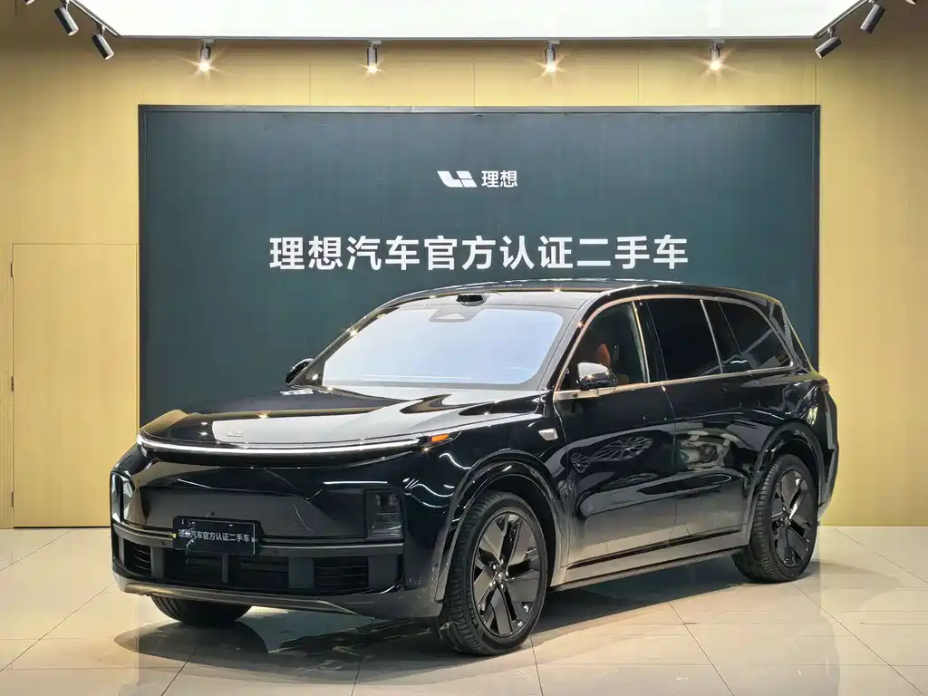 Li Auto Li L9 2025