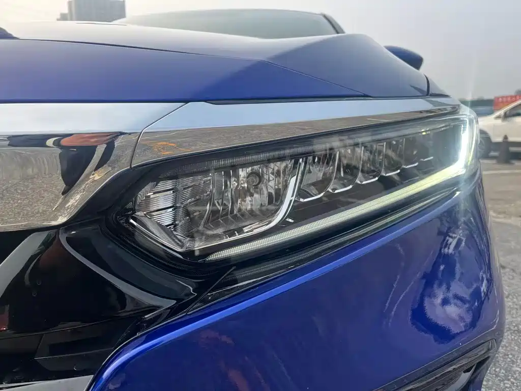 Honda Accord 2019 — фото 13
