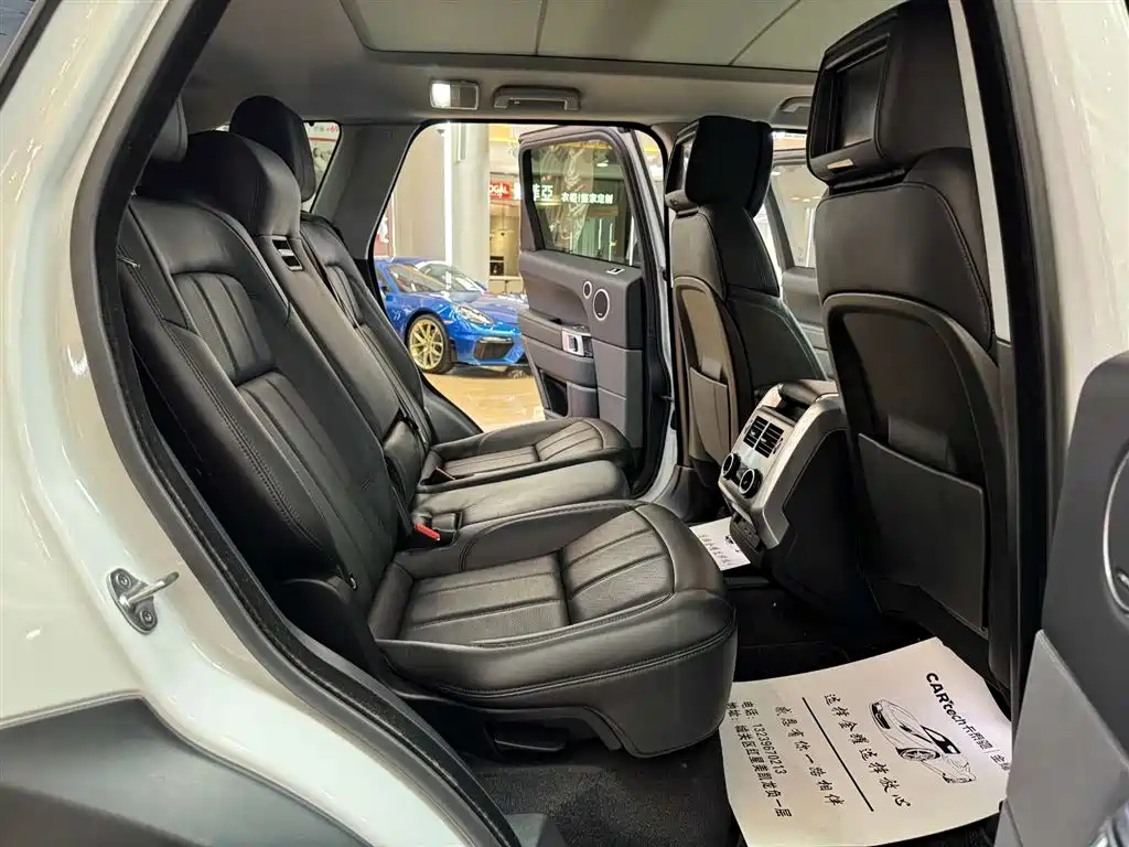 Land Rover Sport 2020 — фото 22