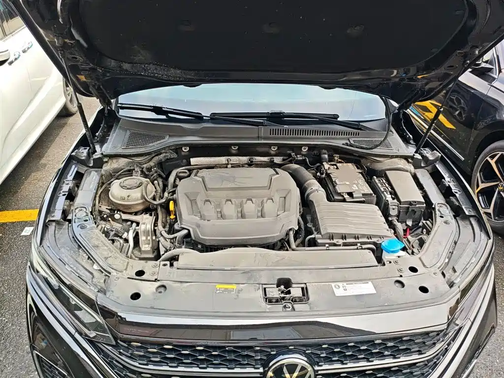 Volkswagen Passat 2025 — фото 19