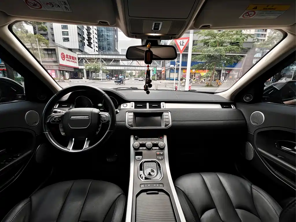 Land Rover Evoque 2015 — фото 14