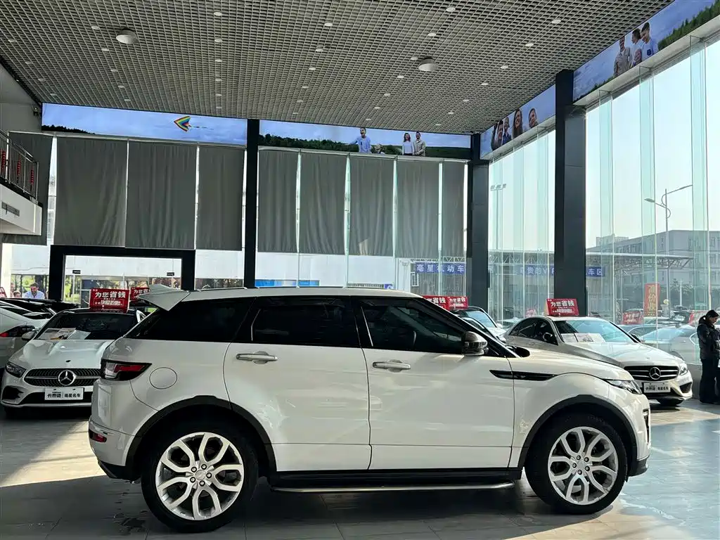 Land Rover Range Rover Evoque 2019 — фото 4