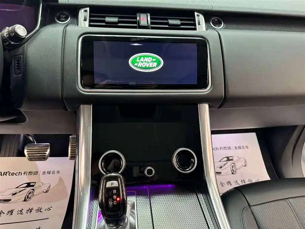 Land Rover Sport 2020 — фото 18