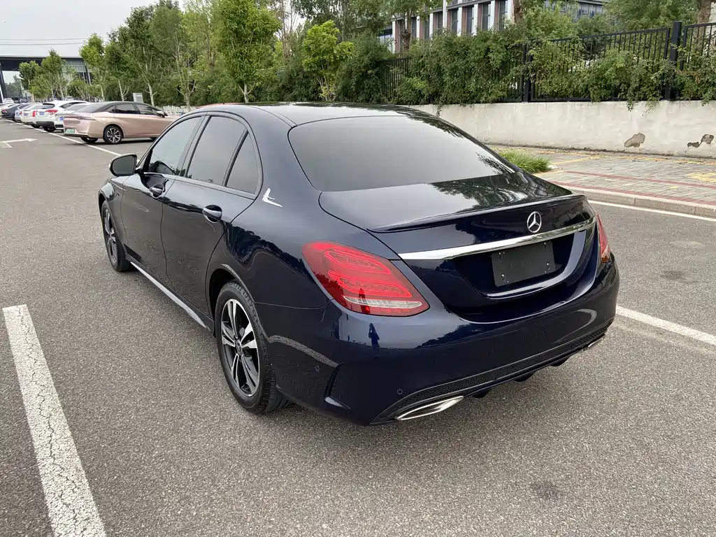 Mercedes-Benz C-Class 2017