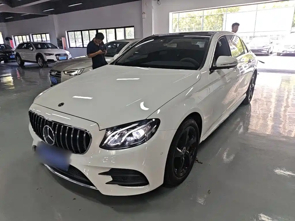 Mercedes-Benz E-Class 2018 — фото 1