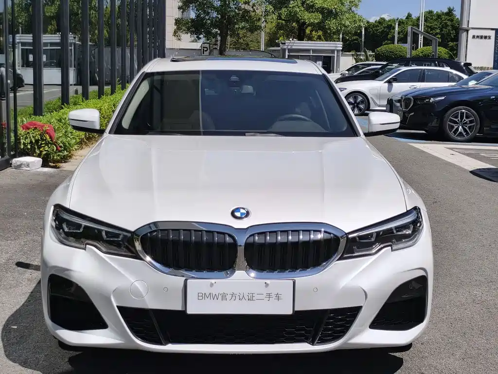 BMW 3 Series 2022