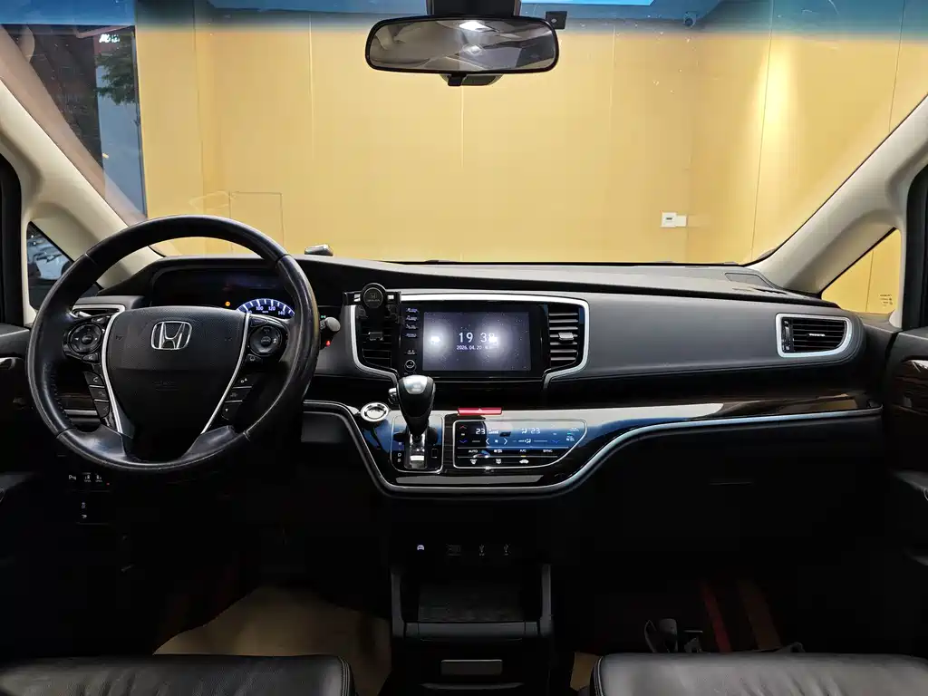 Honda Odyssey 2020 — фото 19