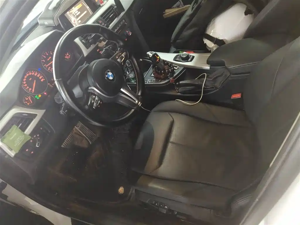 BMW 3 Series 2015 — фото 8