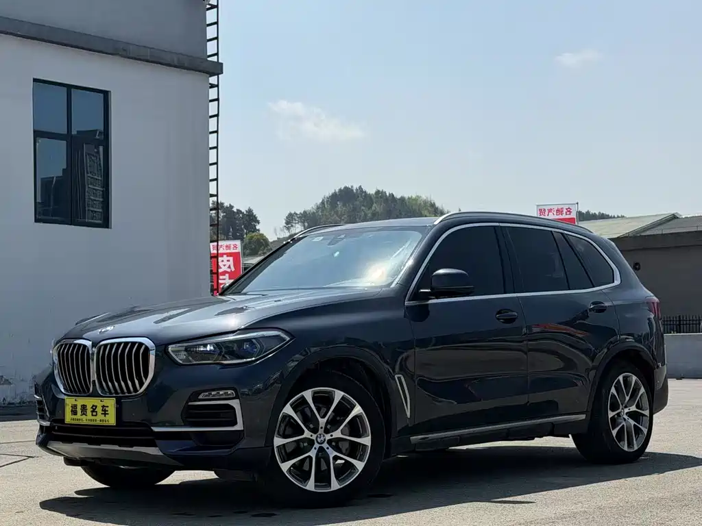 BMW X5 2021 — фото 1