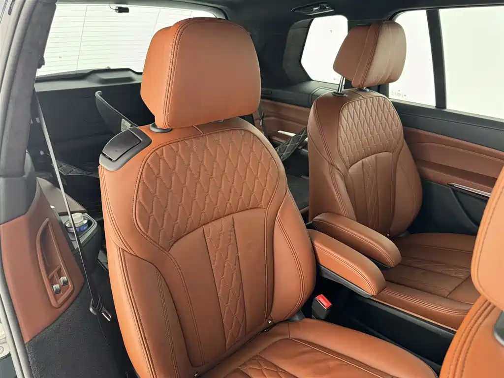 BMW X7 2020 — фото 27