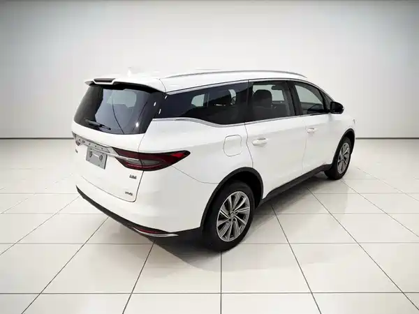Geely Jiaji 2021