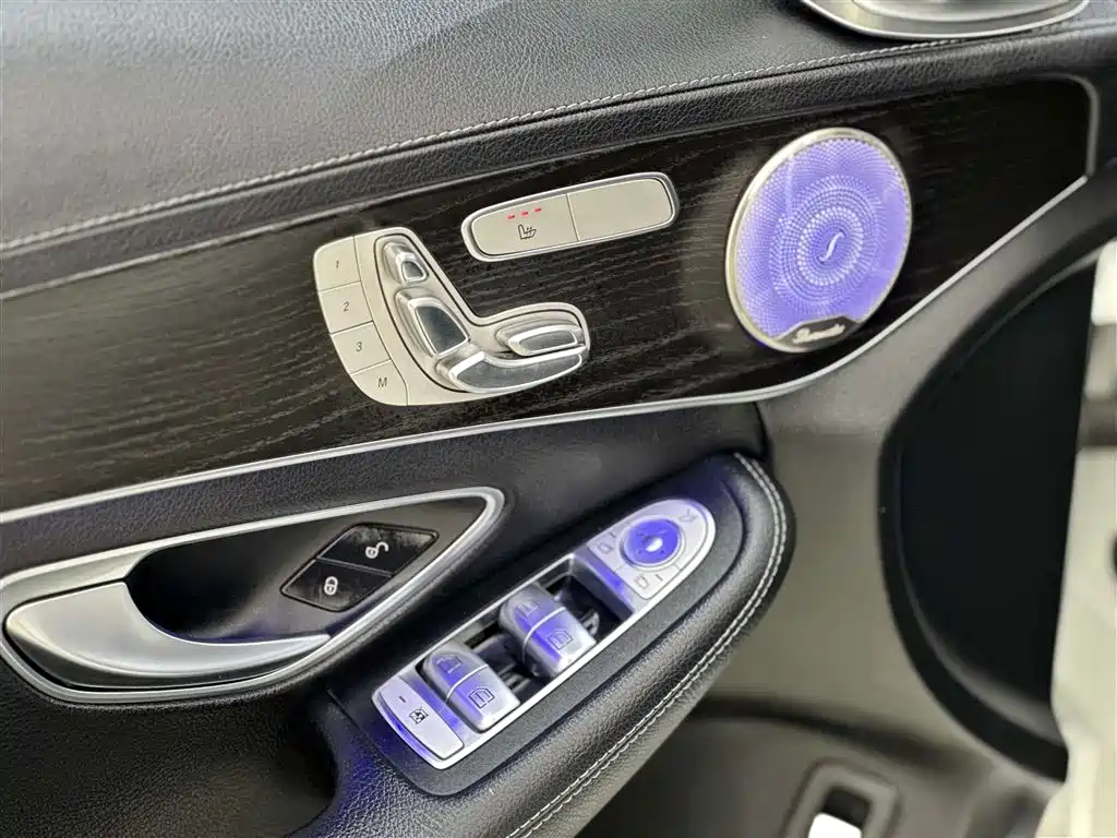 Mercedes-Benz C-Class 2021 — фото 17