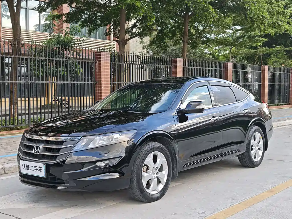 Honda Crosstour 2014 — фото 1