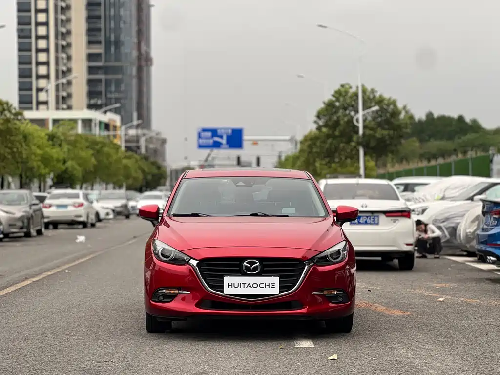 Mazda 3 Axela 2017 — фото 2