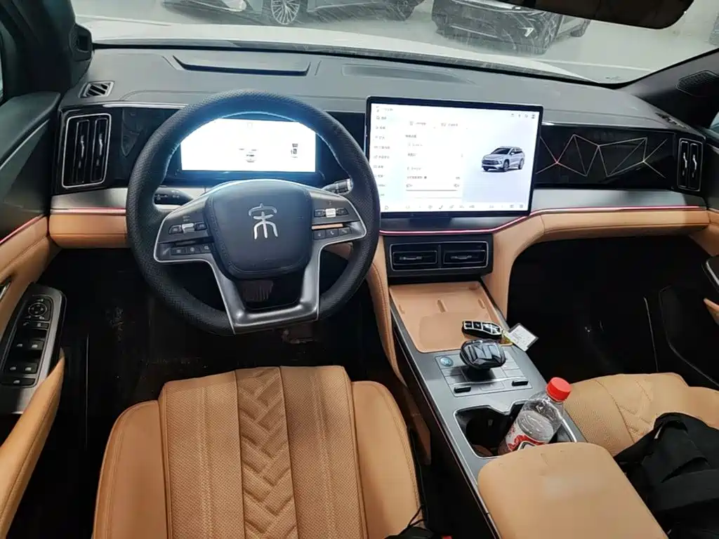 BYD Song L DM-i 2024 — фото 10