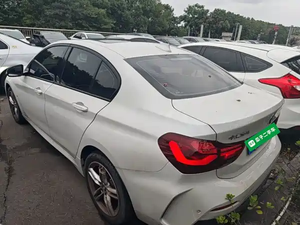 BMW 1 Series 2023