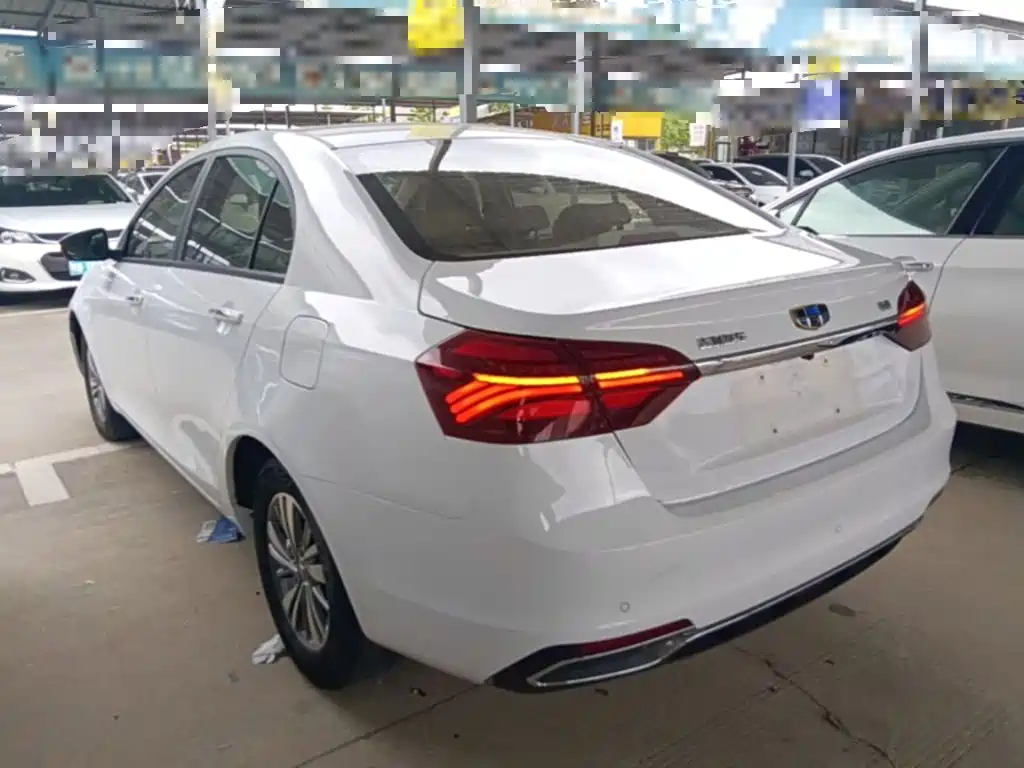 Geely Emgrand 2019