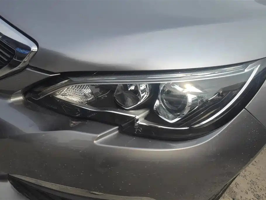 Peugeot 308 2018
