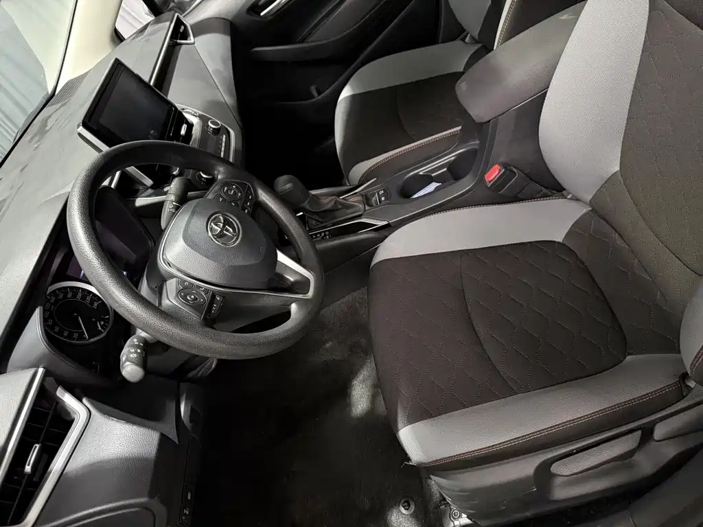 Toyota Corolla 2022 — фото 10