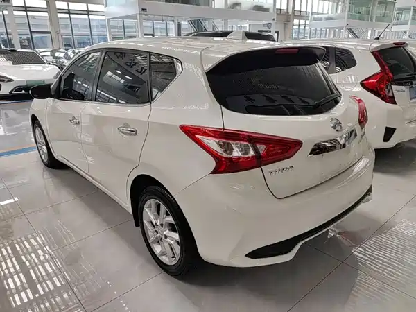 Nissan Tiida 2021