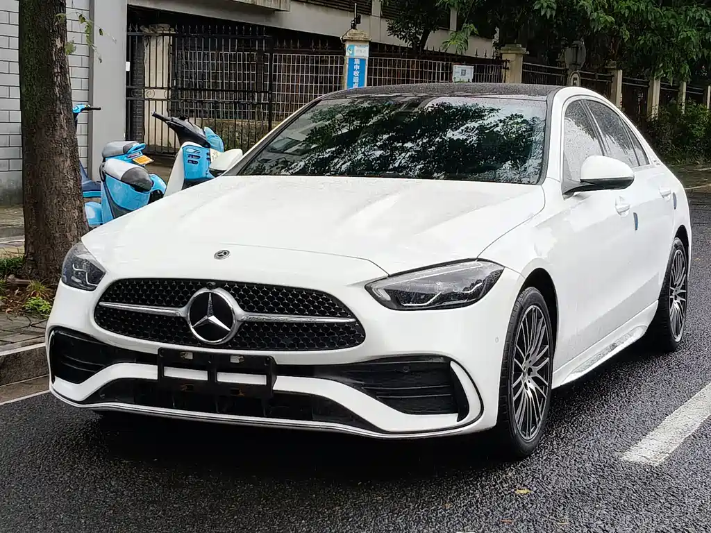 Mercedes-Benz C-Class 2023
