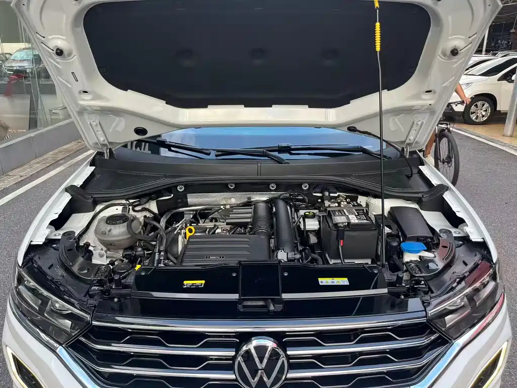 Volkswagen T-Roc 2022 — фото 16