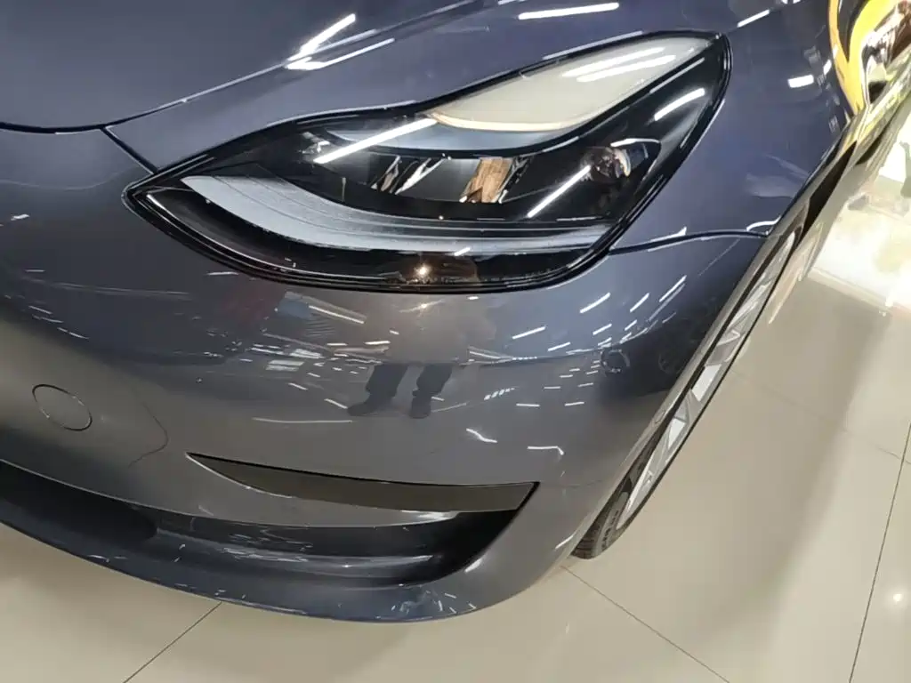 Tesla Model 3 2023 — фото 24