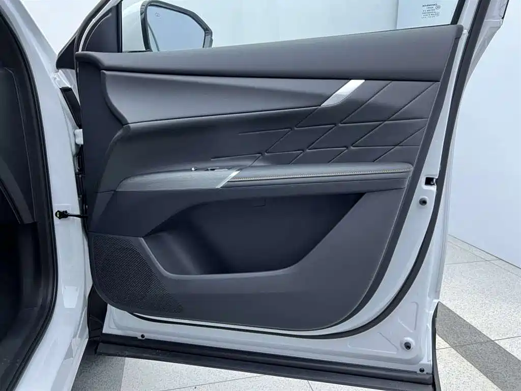 Changan CS75 PLUS — фото 25