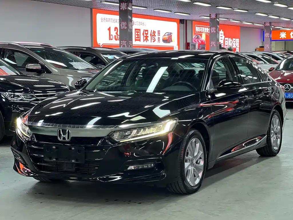 Honda Accord 2021 — фото 1