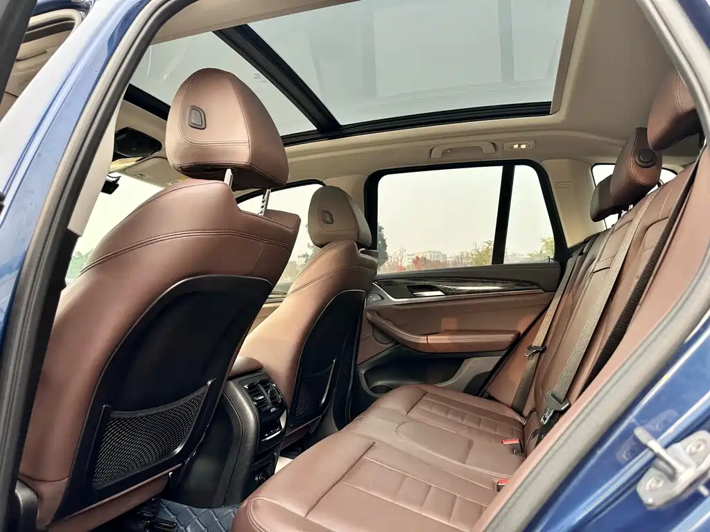 BMW X3 2019 — фото 11