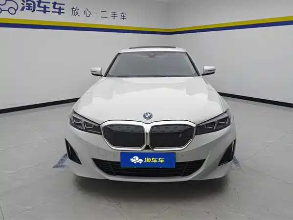 BMW i3 2023