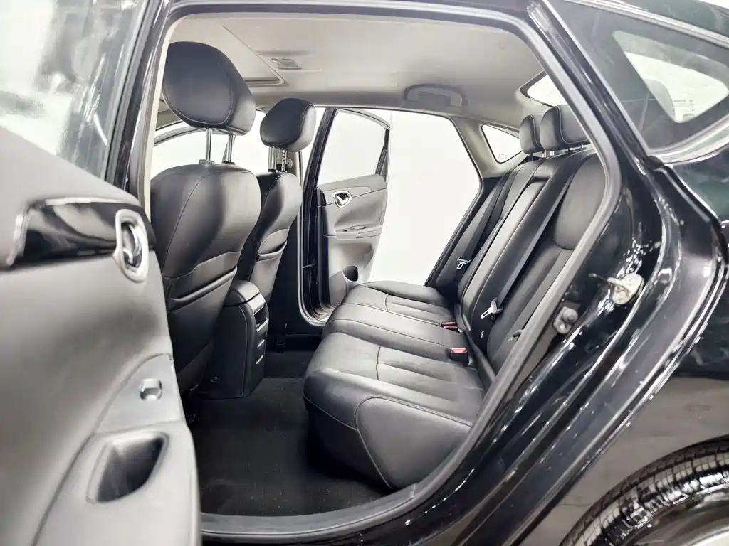 Nissan Sylphy 2017 — фото 13