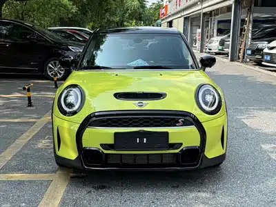 MINI MINI 2022