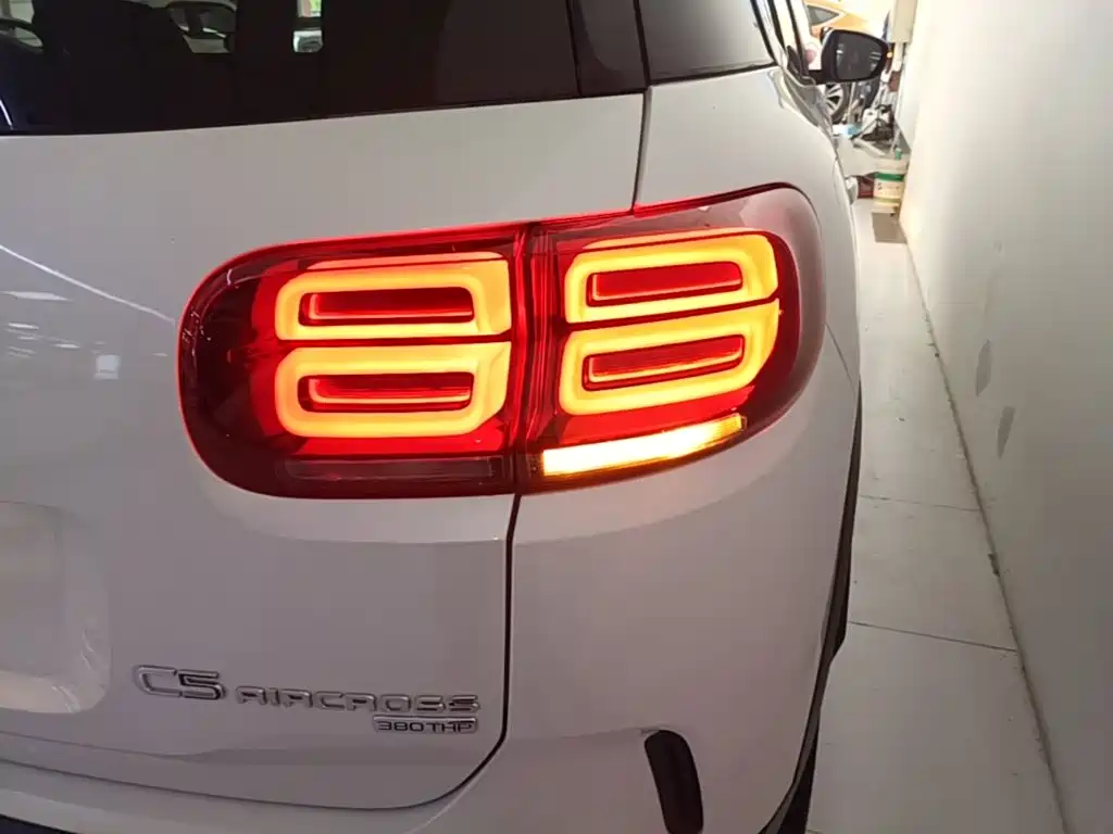 Citroën C5 Aircross 2018 — фото 8