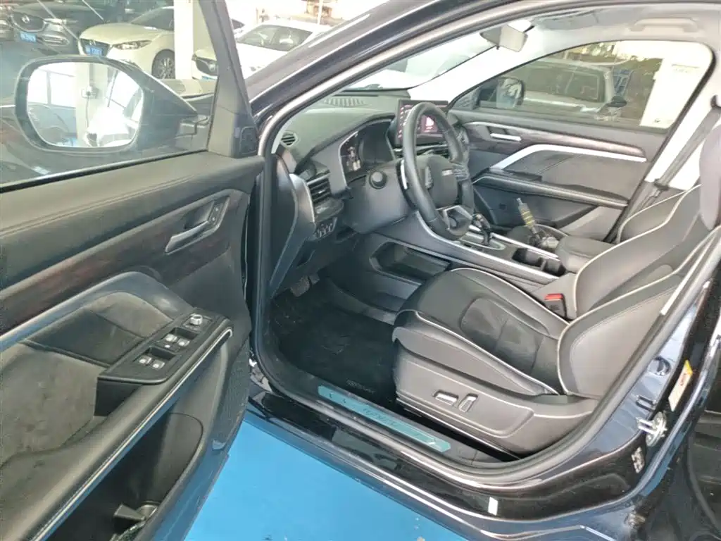 Haval H6 2023 — фото 16