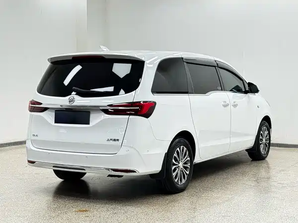 Buick GL8 2023