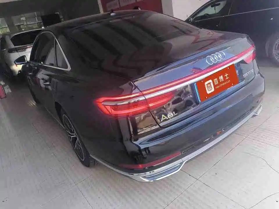 Audi A8 2021