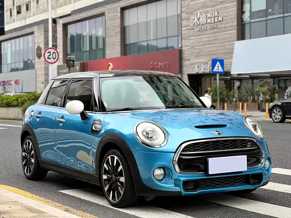 MINI 2015